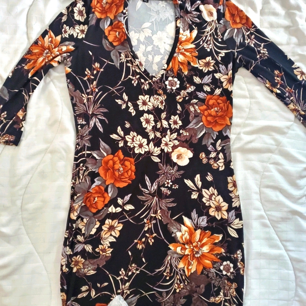Floral stretchy tunic dress